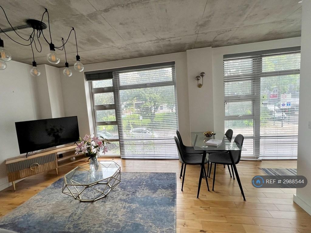 Apartment in London - View 2