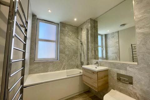 1 bedroom flat to rent, Richmond House, 23-31 Richmond Hill, Bournemouth, Dorset, BH2