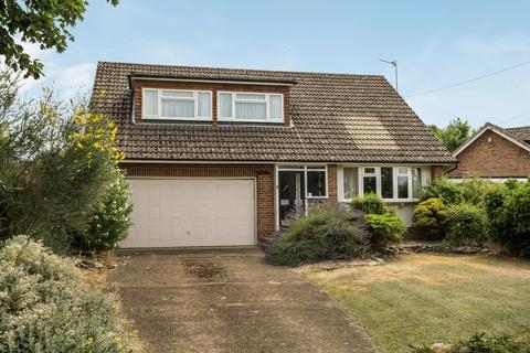 4 bedroom detached house for sale, Groveside Close, Bookham