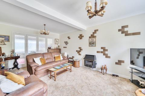4 bedroom detached house for sale, Groveside Close, Bookham