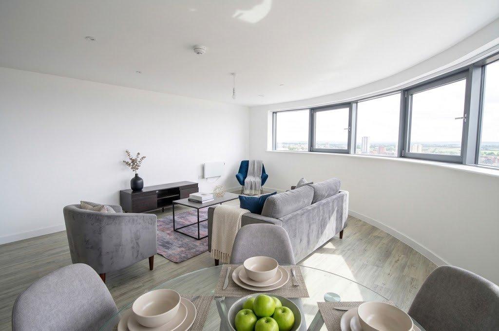 22nd Floor – 2 Bed 2 Bath Apartment – Northill Apartments, Salford Quays - View 2