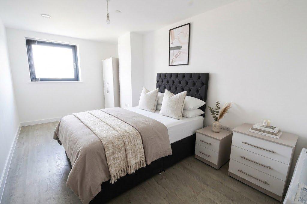 22nd Floor – 2 Bed 2 Bath Apartment – Northill Apartments, Salford Quays - View 6