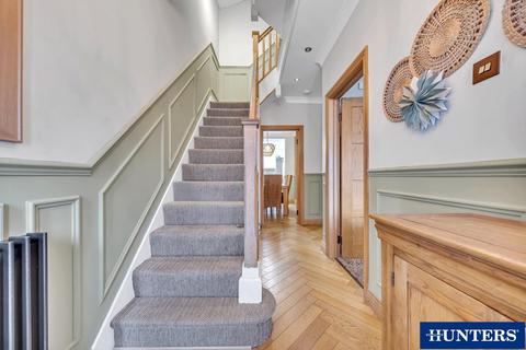 5 bedroom terraced house for sale, Galsworthy Avenue, Chadwell Heath, RM6