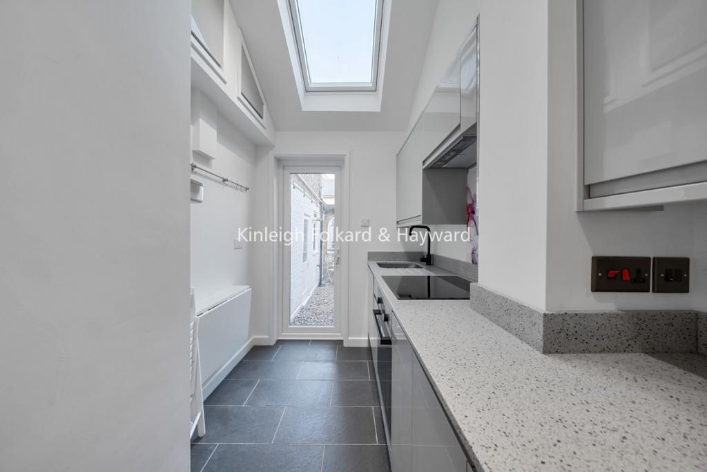 Apartment in London - View 4