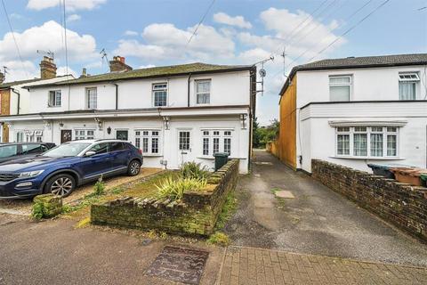 1 bedroom flat for sale, New Road, Rickmansworth WD3
