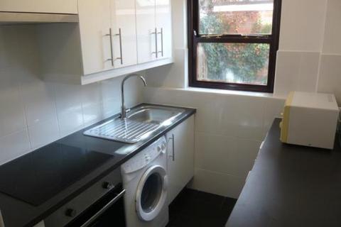 1 bedroom flat to rent, Landseer Road, LEICESTER, LE2