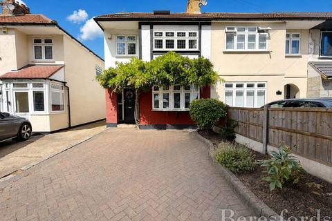 Bush Elms Road, Hornchurch, RM11