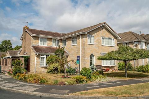 4 bedroom detached house for sale, Greystone Court, Haxby, York