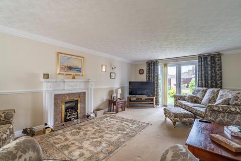 4 bedroom detached house for sale, Greystone Court, Haxby, York