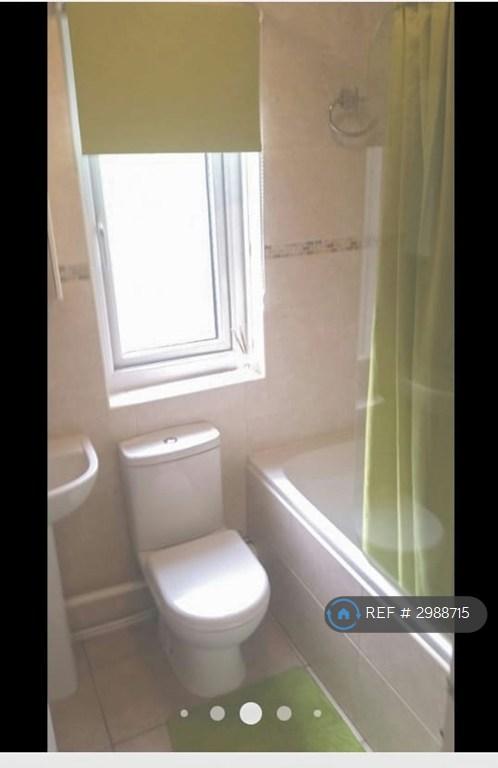 Apartment in Leeds, Warehouse Hill, Lovell Park - View 6