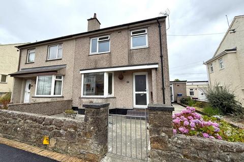 3 bedroom semi-detached house for sale, Bridge Street, Llangefni, Anglesey, LL77