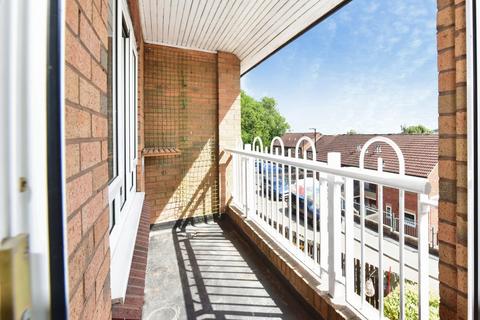 1 bedroom flat for sale, Carpenter Gardens, Sheffield, South Yorkshire, S12