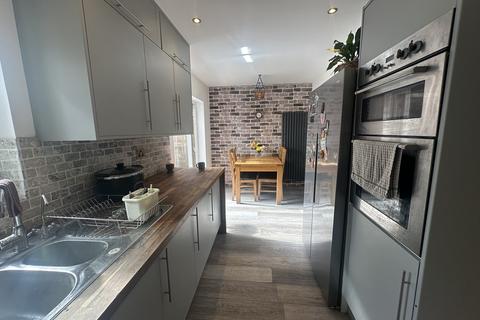 3 bedroom end of terrace house for sale, Ivanhoe Avenue , Nuneaton