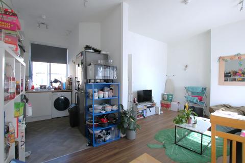 4 bedroom barn conversion to rent, Burlington Parade, Gratton Terrace