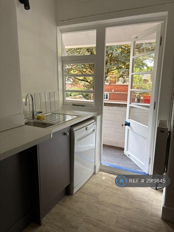 Humberstone Avenue, Manchester, M15 - View 5