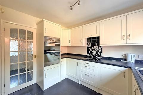 3 bedroom semi-detached house for sale, Somerford Close, Cheslyn Hay