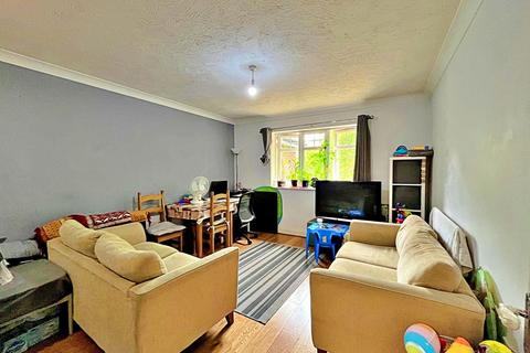 2 bedroom apartment for sale, 41 Kenton Road, Harrow