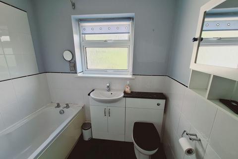 1 bedroom flat for sale, Little Bookham Street, Little Bookham KT23