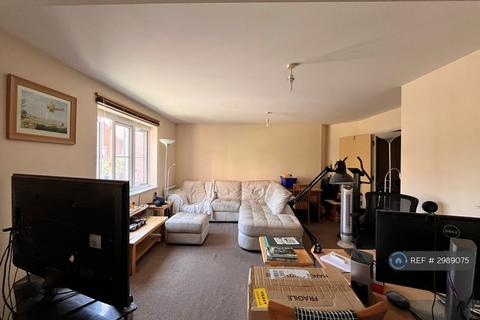 2 bedroom flat to rent, Lockhart Road, Watford, WD17