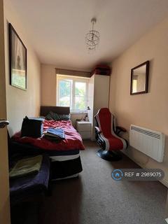 2 bedroom flat to rent, Lockhart Road, Watford, WD17