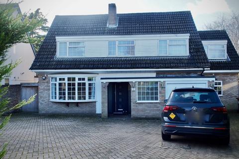 4 bedroom detached house for sale, 9 Fernhills, Hunton Bridge, Kings Langley, Hertfordshire, WD4 8PT