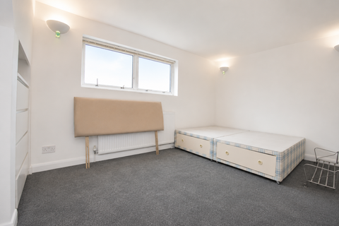 undefined, Alfred Road, London W3 6LH