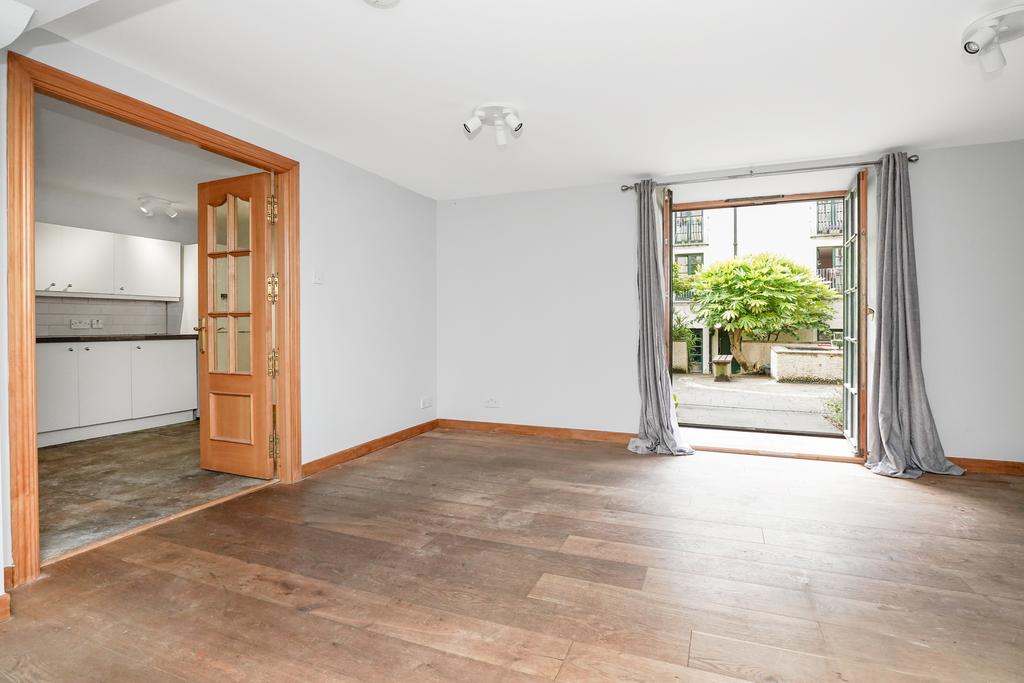 16/1 Yardheads, Edinburgh, EH6 6BU - View 2