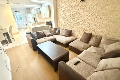 1 bedroom in a house share to rent, Heeley Road, BIRMINGHAM, B29