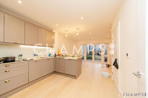 4 bedroom townhouse for sale, Maine Street, Green Park Village, Reading, RG2