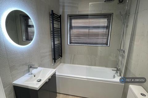 3 bedroom terraced house to rent, Lenchville, Kidderminster, DY10