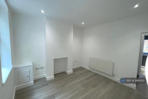 3 bedroom terraced house to rent, Lenchville, Kidderminster, DY10