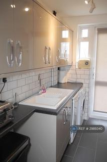 2 bedroom end of terrace house to rent, Lea Crescent, Ruislip, HA4