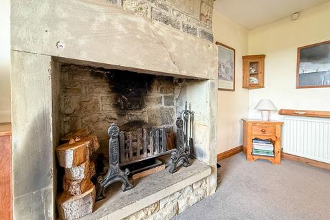 2 bedroom cottage for sale, Slant Gate, Huddersfield HD8