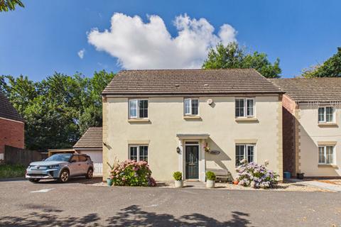 4 bedroom detached house for sale, Bro'r Holl Saint, Carmarthen