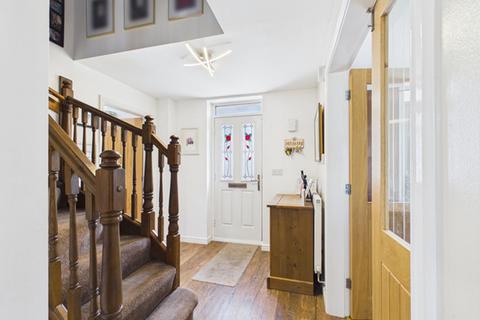 4 bedroom detached house for sale, Bro'r Holl Saint, Carmarthen