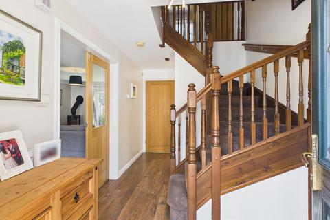 4 bedroom detached house for sale, Bro'r Holl Saint, Carmarthen