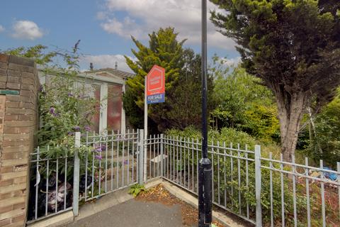 2 bedroom detached bungalow for sale, 6 Chessar Avenue, Newcastle upon Tyne, Tyne and Wear NE5 3RE