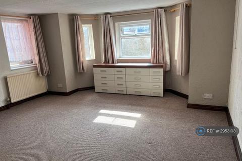 2 bedroom flat to rent, Talbot Street, Southport, PR8