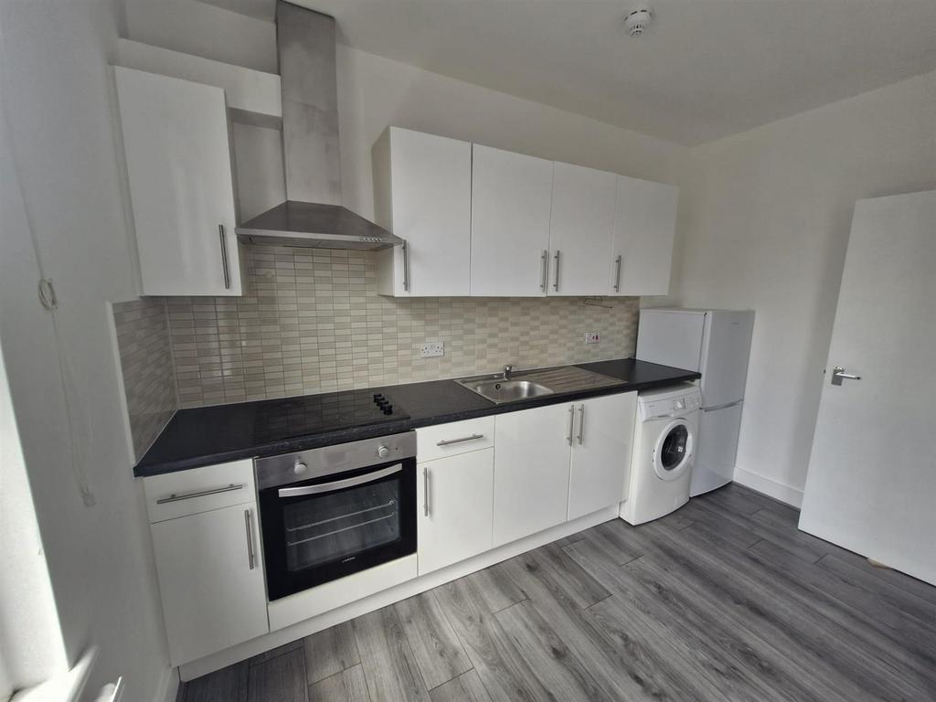 Apartment in London - View 2