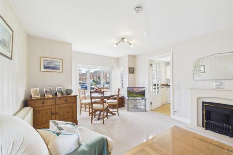 2 bedroom apartment for sale, Walton Park, North Shields