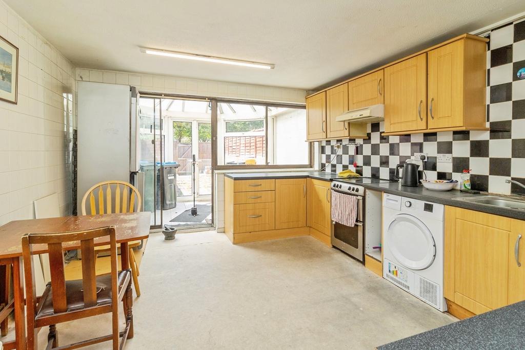 House in Milton Keynes, Great Linford - View 2