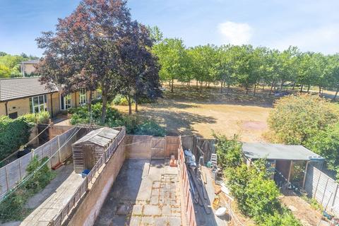 4 bedroom terraced house for sale, Stonecrop Place, Conniburrow, Milton Keynes, Buckinghamshire, MK14