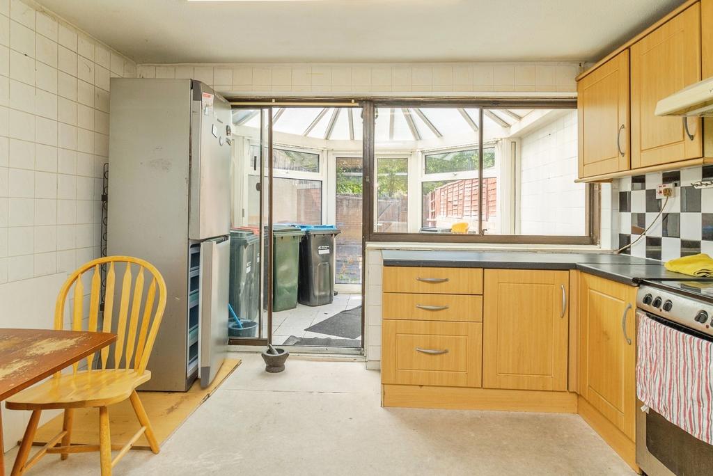 House in Milton Keynes, Great Linford - View 5