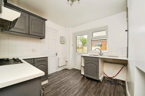 3 bedroom end of terrace house for sale, Millbrook Street, Gloucester, Gloucestershire, GL1