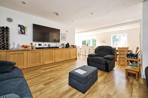 7 bedroom detached bungalow for sale, Buckingham Road, Silverstone, Towcester