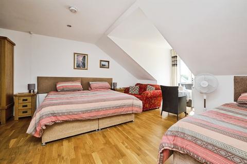 7 bedroom detached bungalow for sale, Buckingham Road, Silverstone, Towcester