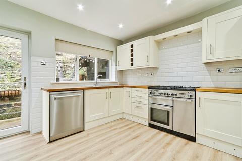 undefined, North Bank Road, Bingley