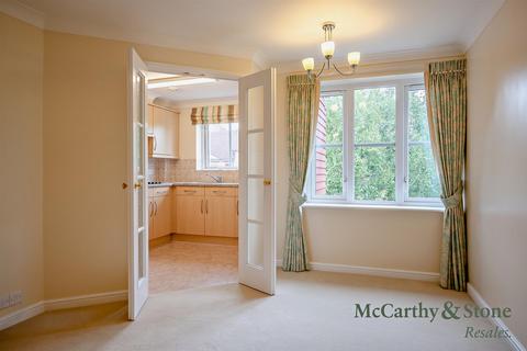 1 bedroom apartment for sale, St Rumbolds Court, Buckingham Road, Brackley