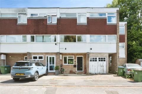 3 bedroom townhouse for sale, Dimond Close, Southampton, Hampshire, SO18