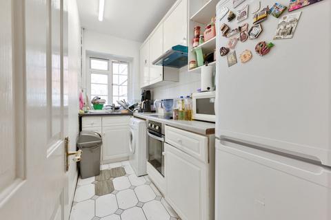 West Kensington Court, West Kensington, London, W14